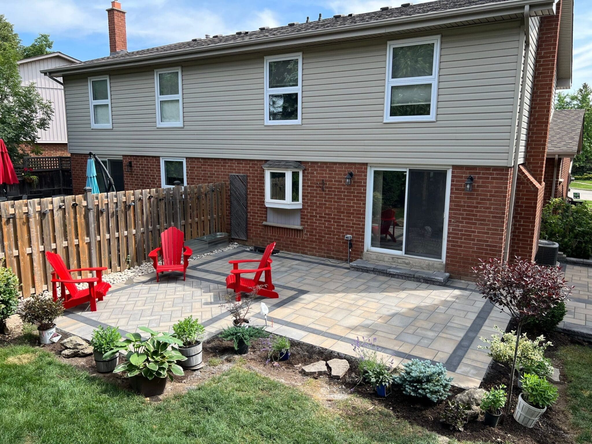 Multi Area Interlocking Patio with Low Maintenance Plants